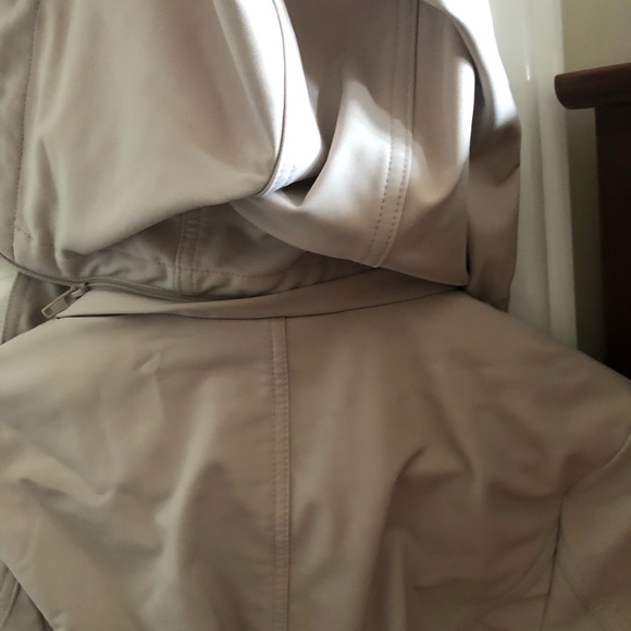 Tommy Hilfiger women’s xs trench coat/rain jacket - Picture 6 of 6